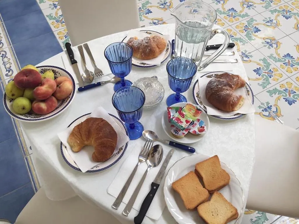 Arte & Mare Bed & Breakfast Patti